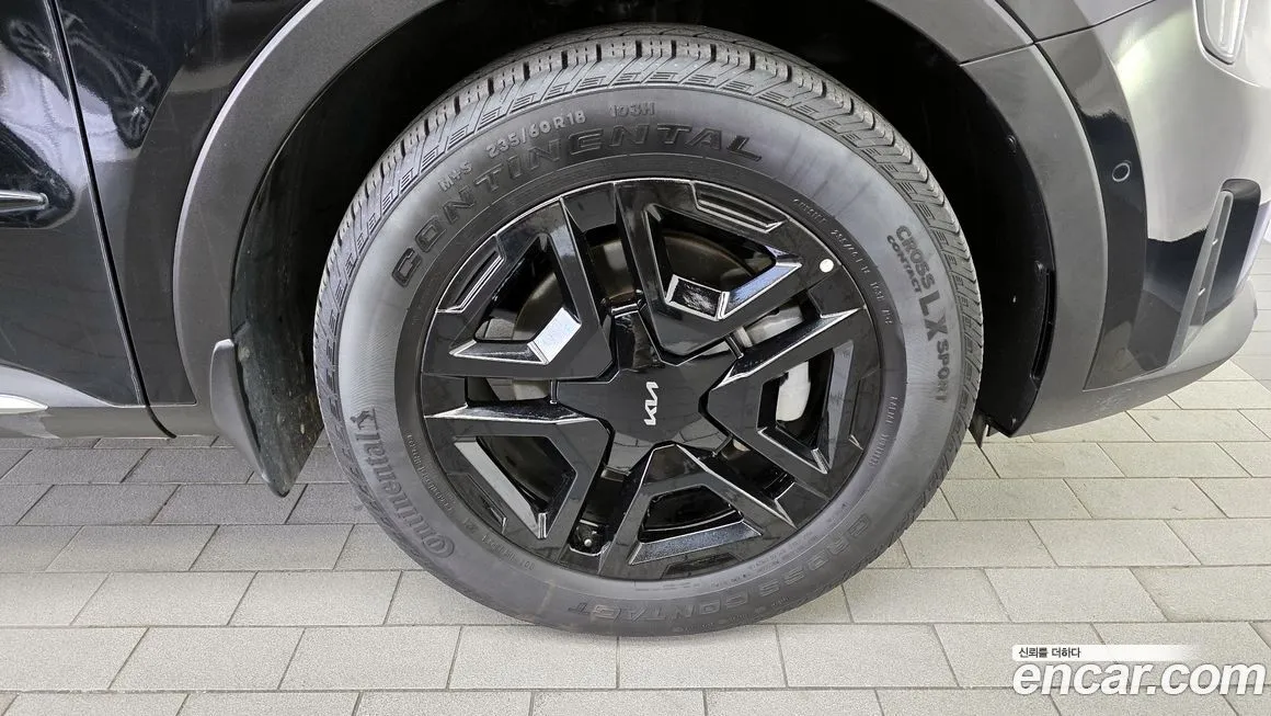 Kia Sorento — фото 5