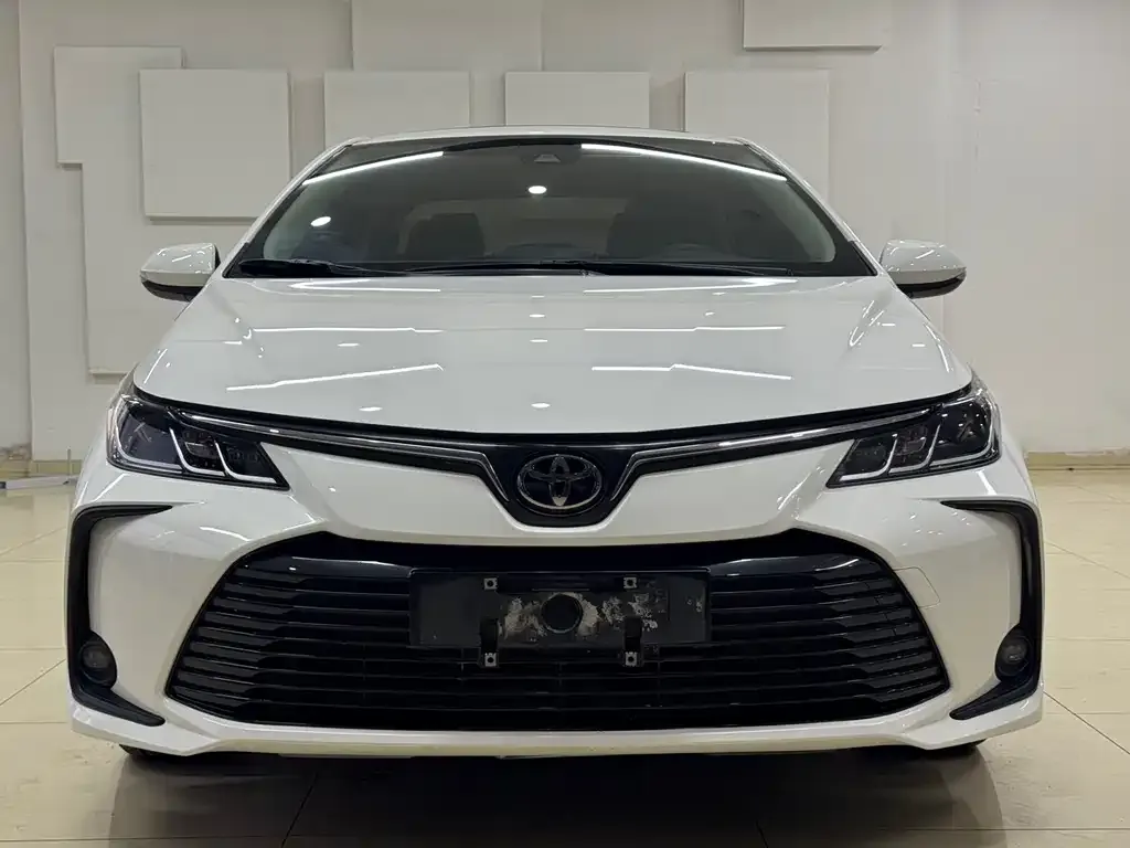 Toyota Corolla 2021 из CN, фото 2