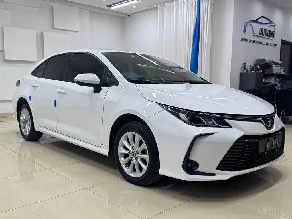 Toyota Corolla 2021 из CN, фото 3