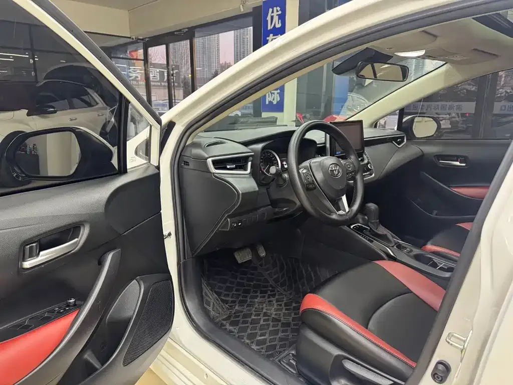Toyota Corolla 2021 из CN, фото 7