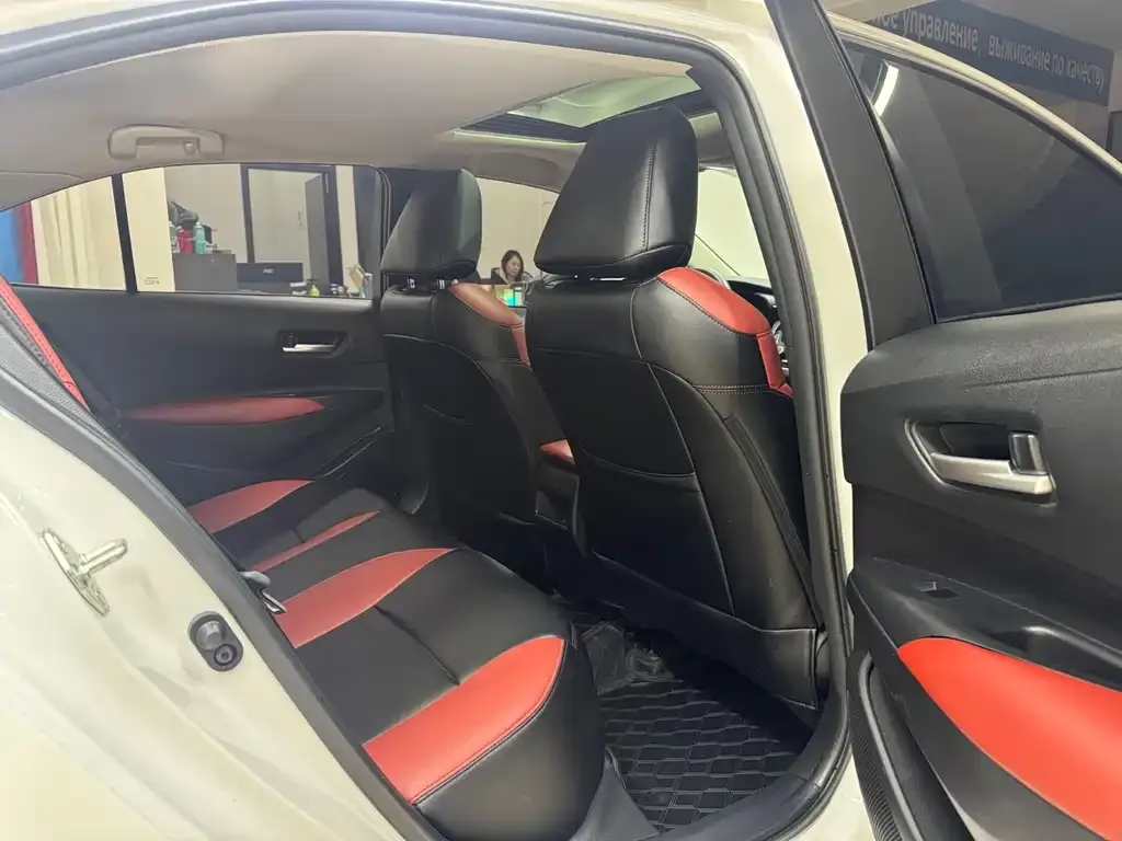 Toyota Corolla 2021 из CN, фото 9