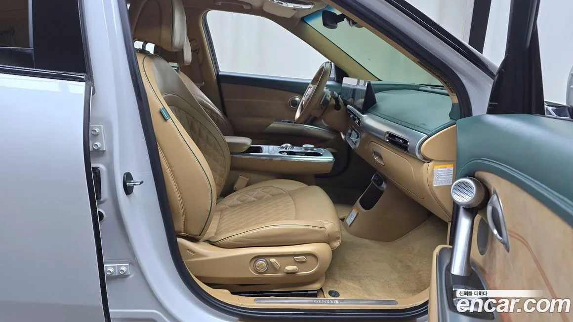 Genesis GV60 — фото 10