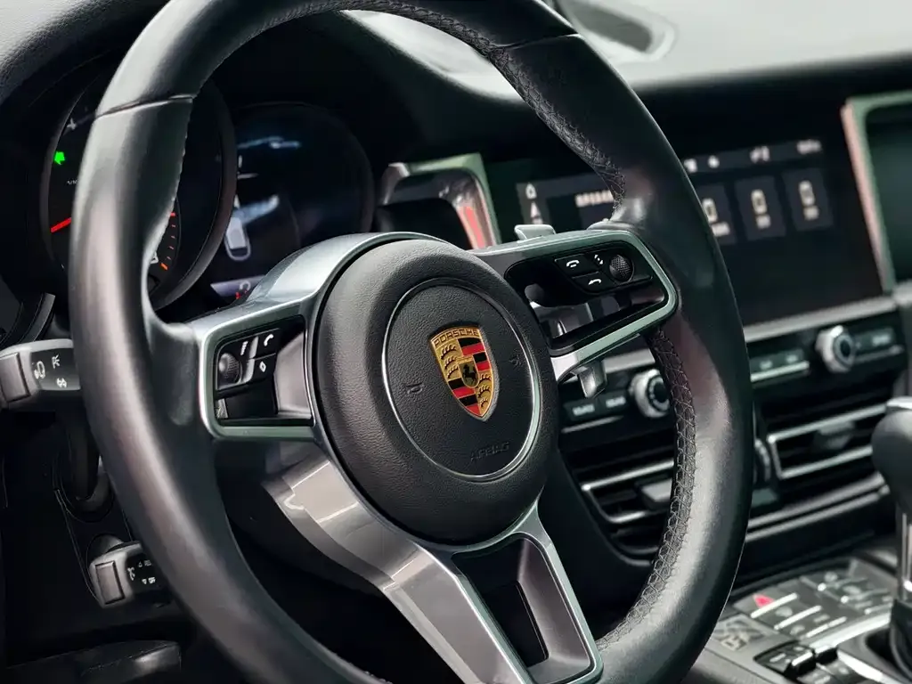 Porsche Macan 2021 из CN, фото 7