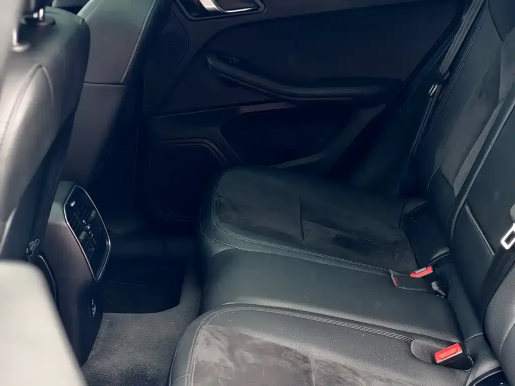 Porsche Macan 2021 из CN, фото 9