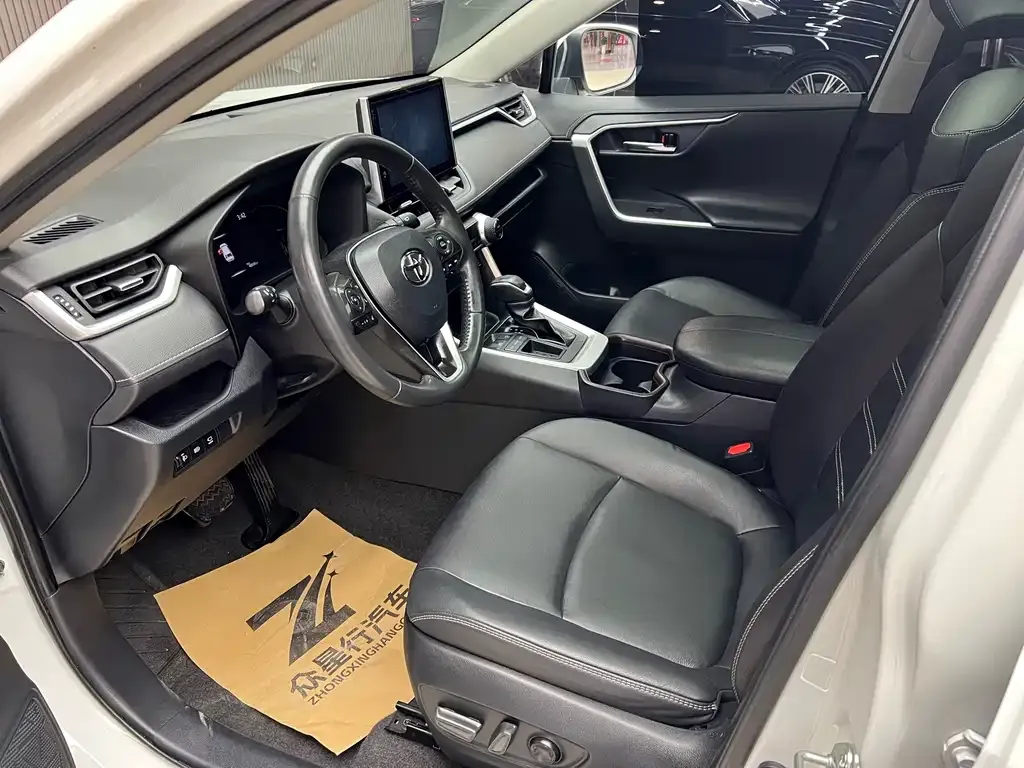 Toyota RAV4 2022 из CN, фото 5