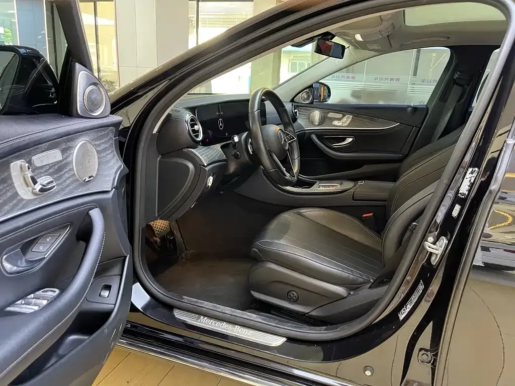 Mercedes-Benz E-Class 2021 из CN, фото 4