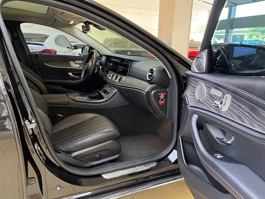 Mercedes-Benz E-Class 2021 из CN, фото 6