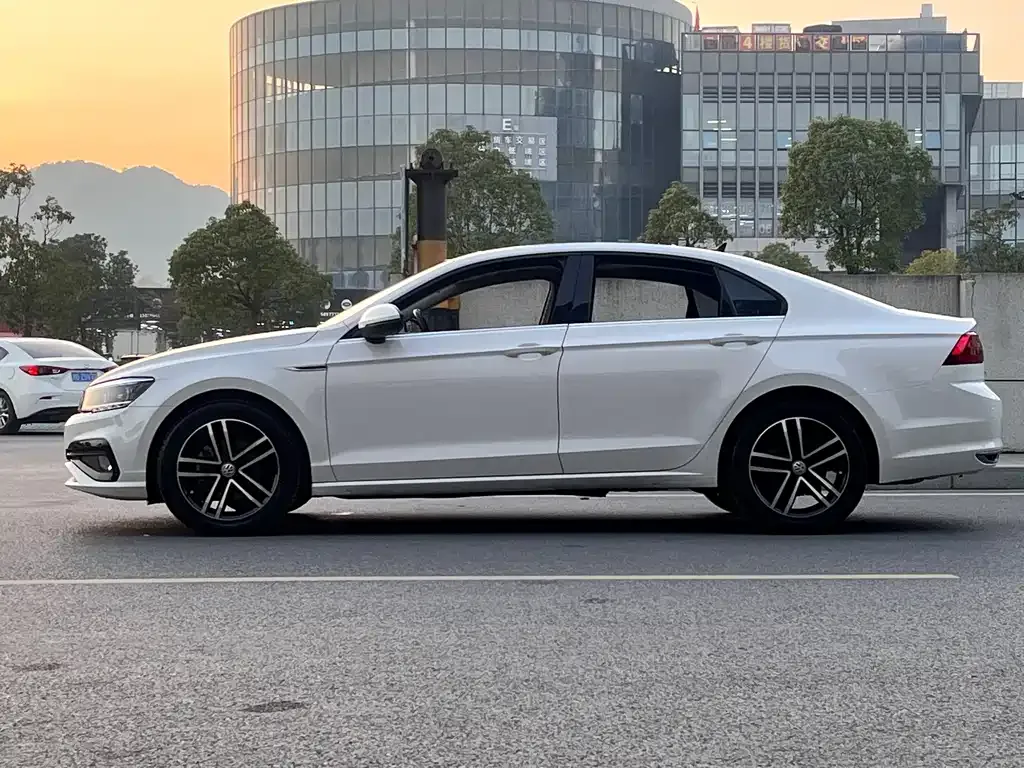 Volkswagen Lamando 2021 из CN, фото 7