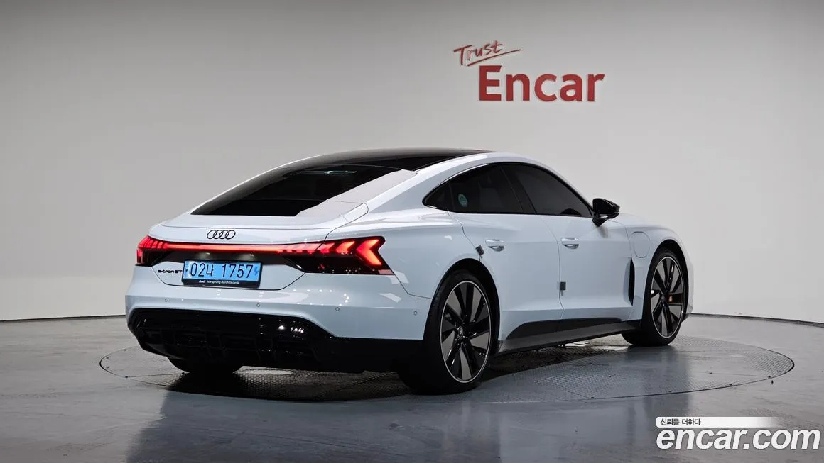 Audi e-tron GT 2022 из KR, фото 2