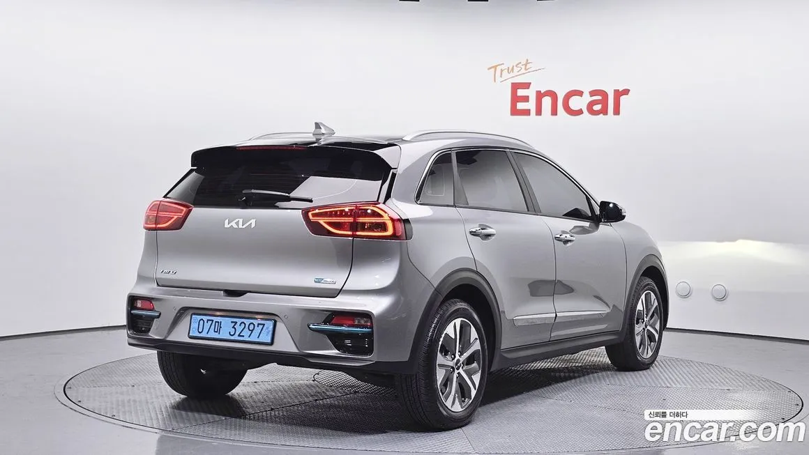 Kia Niro 2022 из KR, фото 2