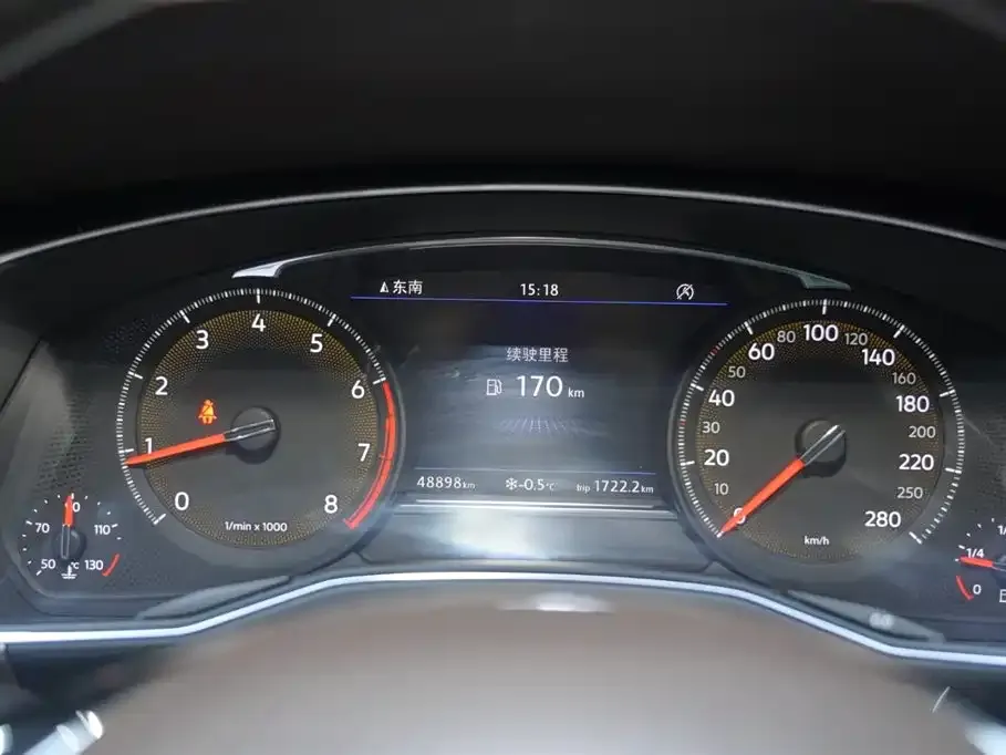 Volkswagen Phideon 2021 из CN, фото 7
