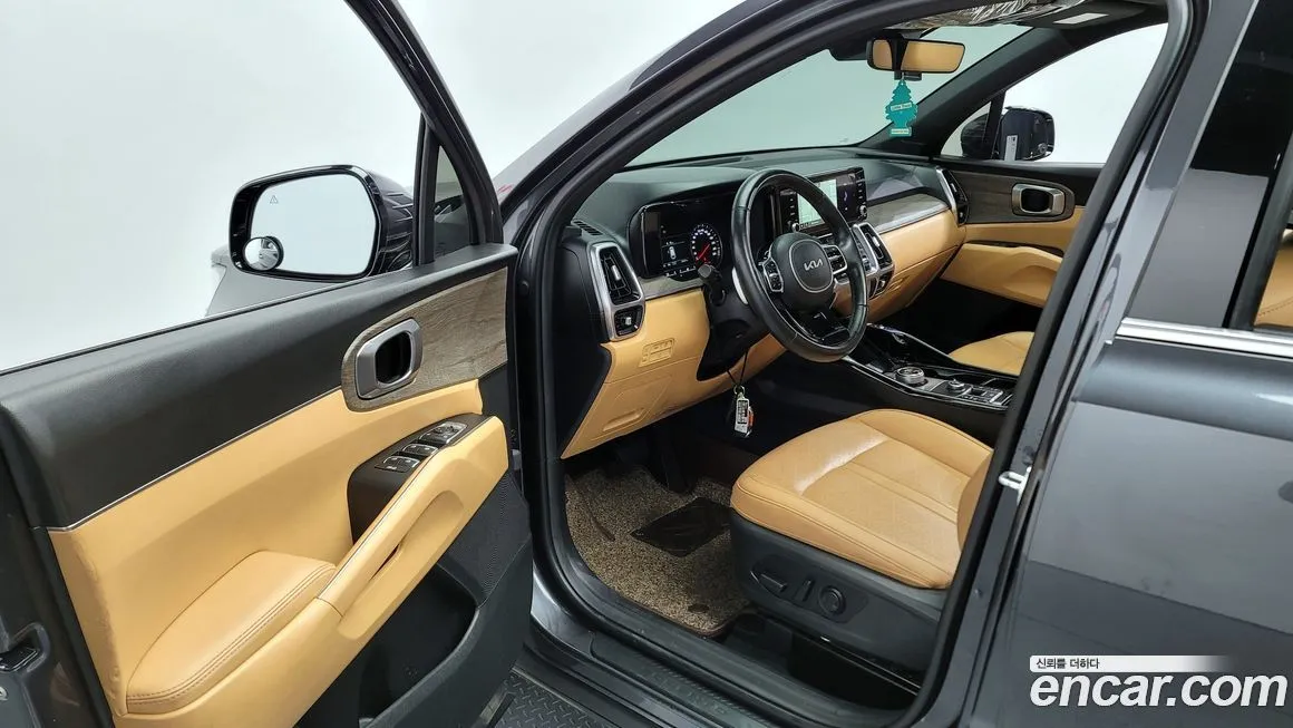 Kia Sorento — фото 10