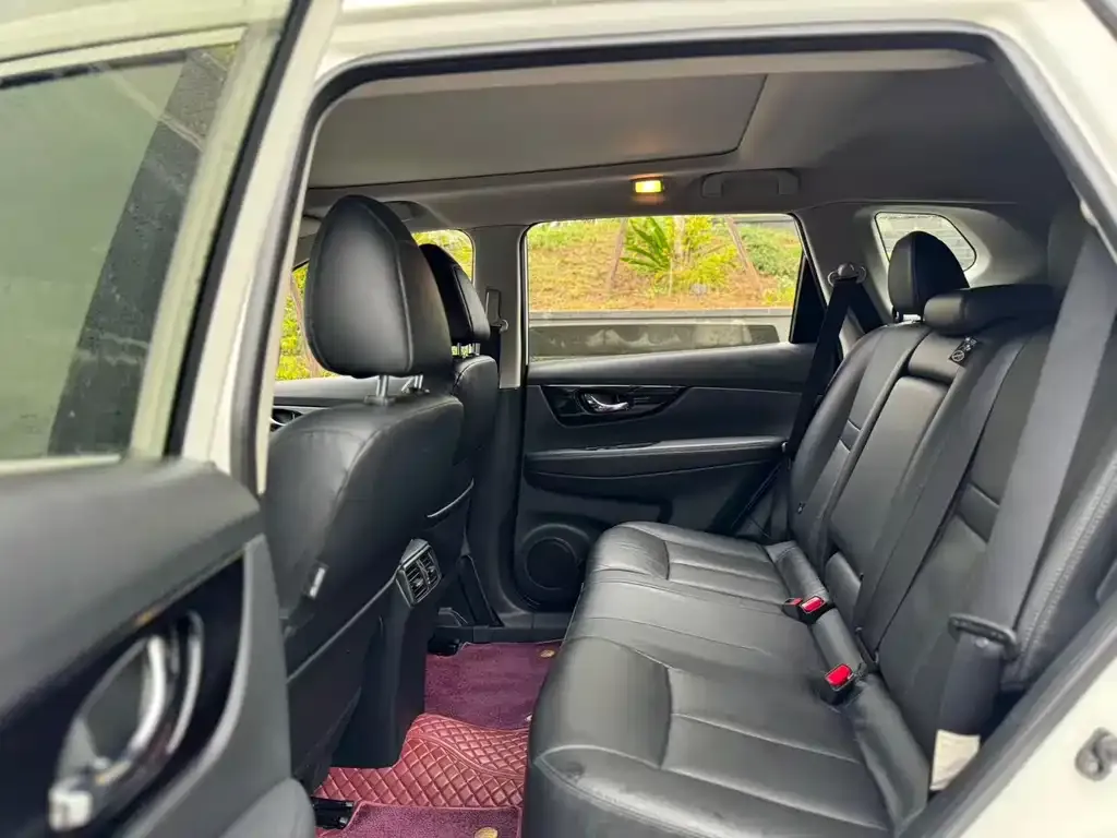 Nissan X-Trail 2021 из CN, фото 9