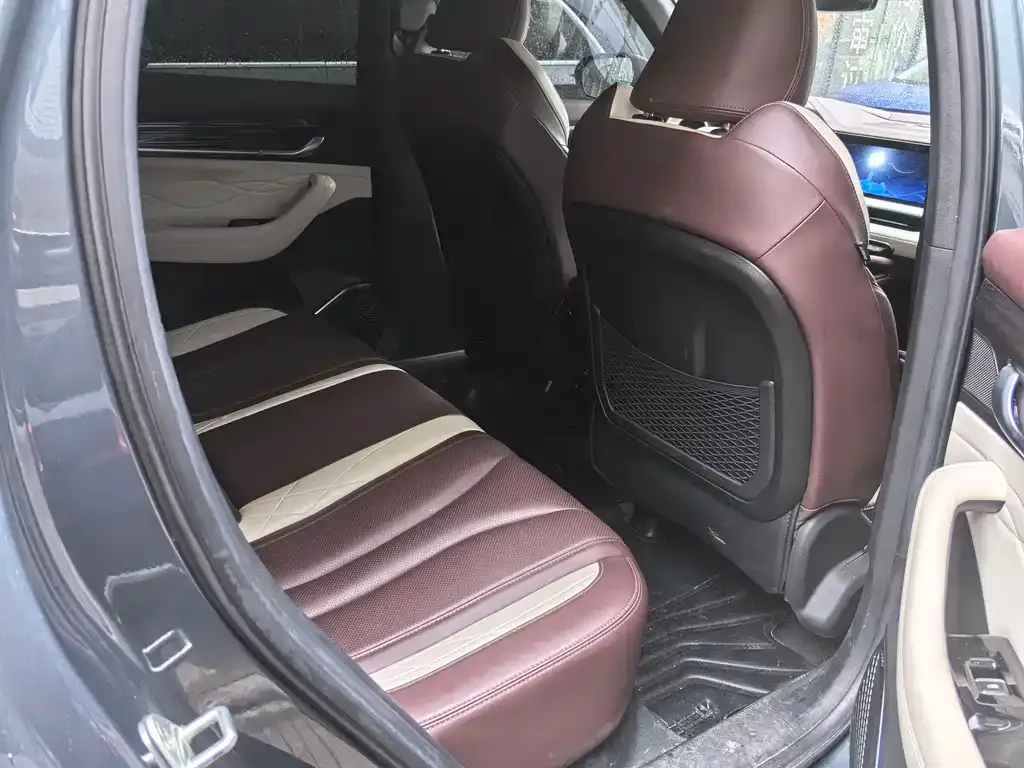 Geely Xingyue L 2023 из CN, фото 7