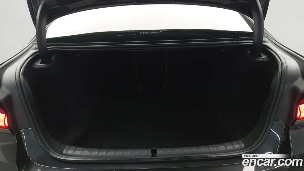 BMW 5-Series — фото 10