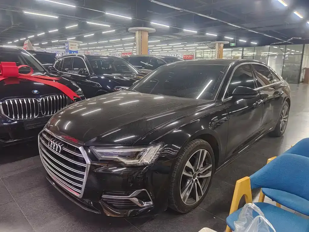 Audi A6L 2023 из CN, фото 1