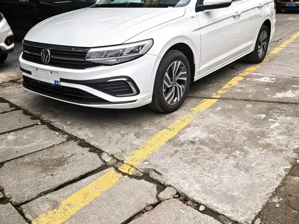 Volkswagen Bora 2025 из CN, фото 2