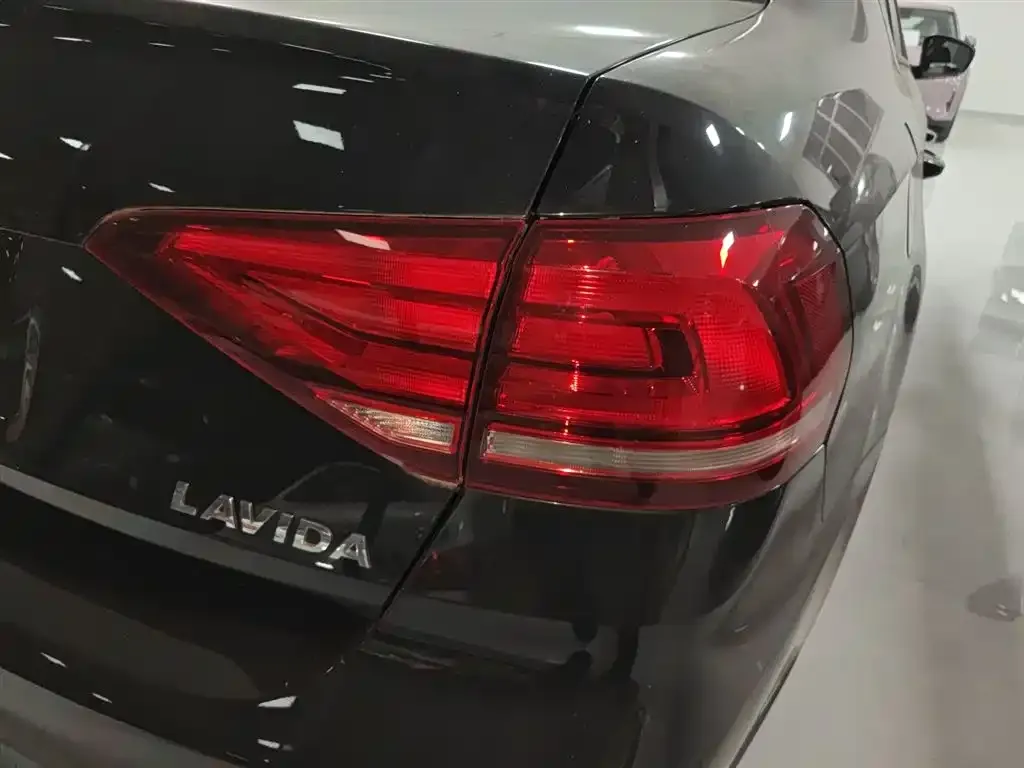 Volkswagen Lavida 2024 из CN, фото 8