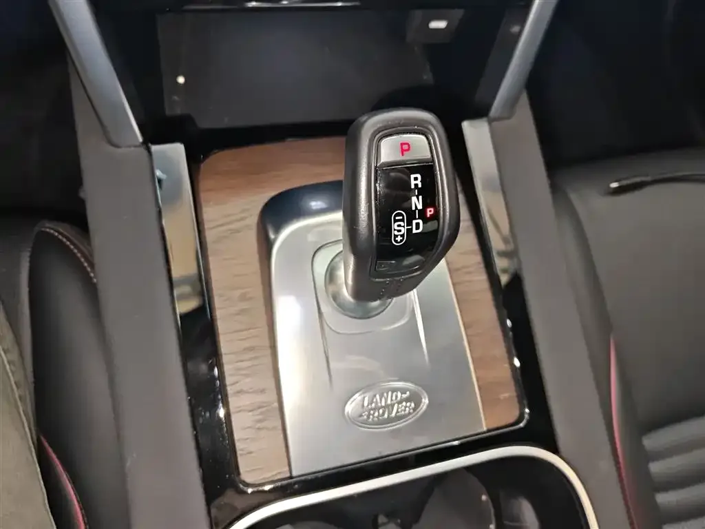 Land Rover Discovery Sport Hybrid 2021 из CN, фото 6