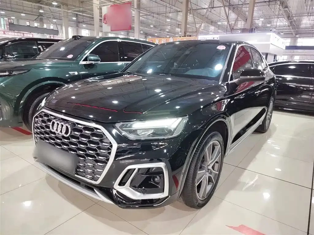 Audi Q5L Sportback 2022 из CN, фото 2