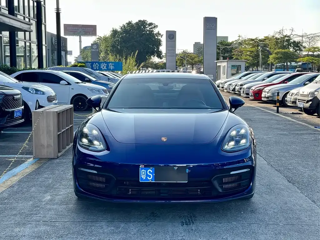 Porsche Panamera 2023 из CN, фото 2