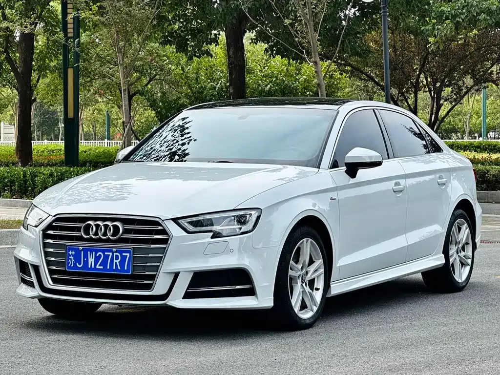 Audi A3 2021 из CN, фото 1