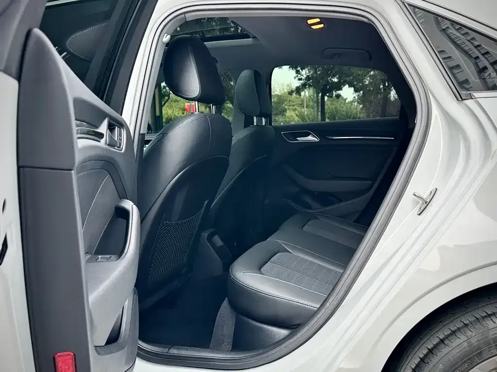 Audi A3 2021 из CN, фото 9