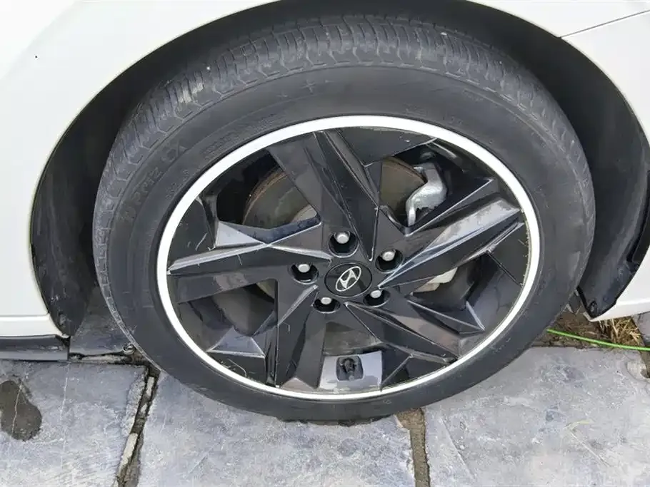Hyundai Elantra 2023 из CN, фото 6