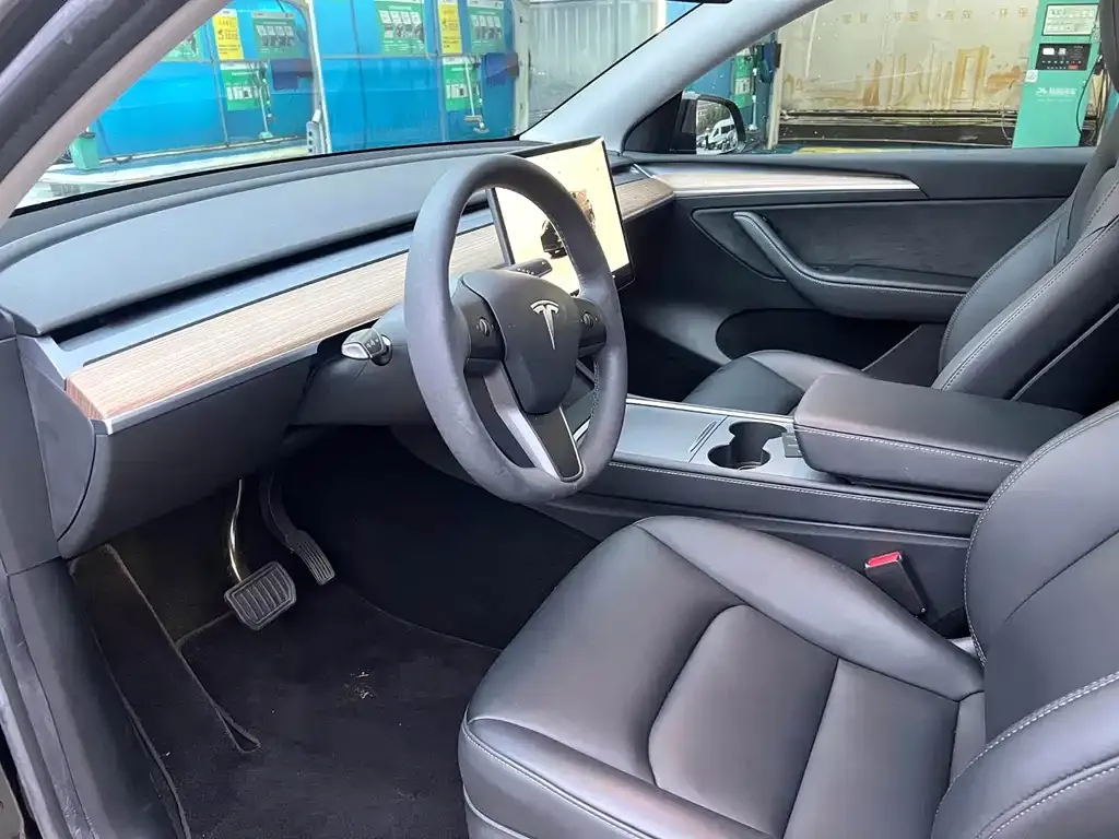 Tesla Model Y 2022 из CN, фото 2
