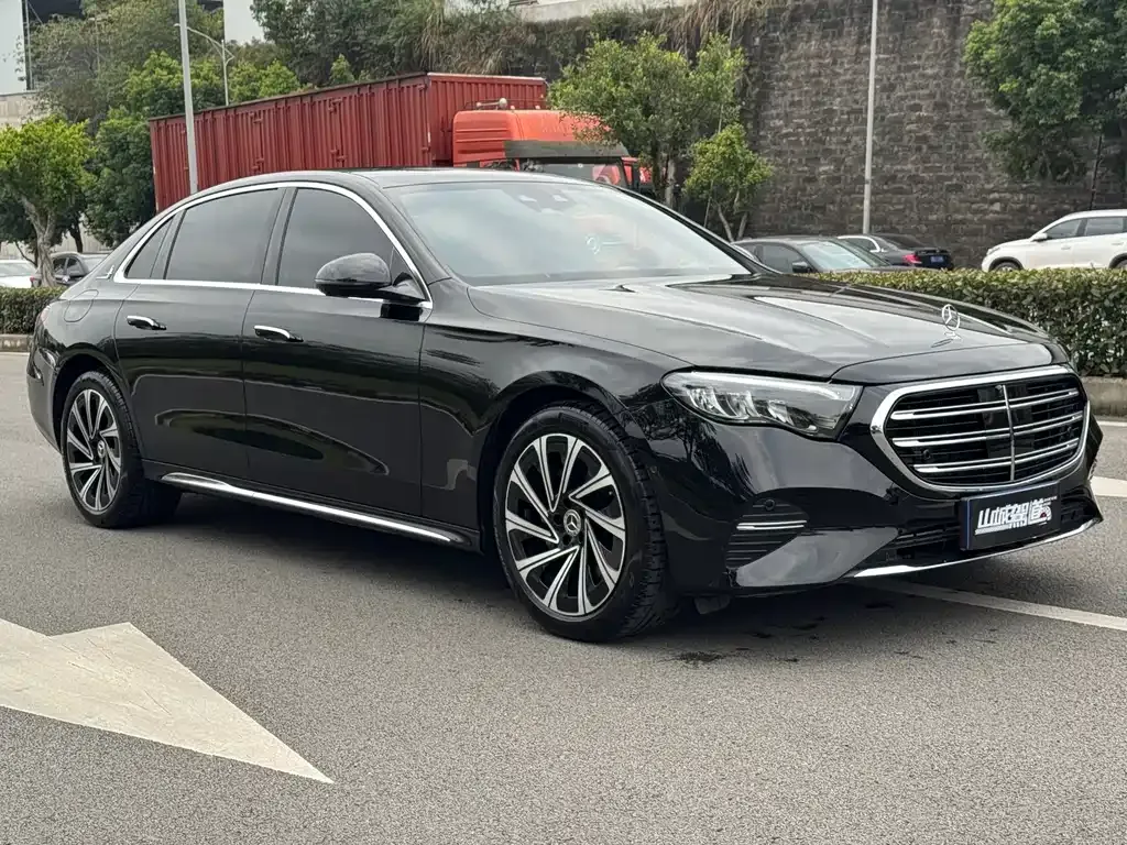 Mercedes-Benz E-Class 2024 из CN, фото 3