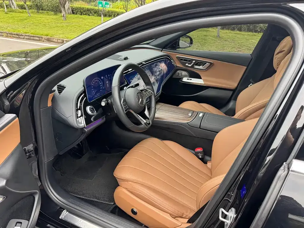 Mercedes-Benz E-Class 2024 из CN, фото 7