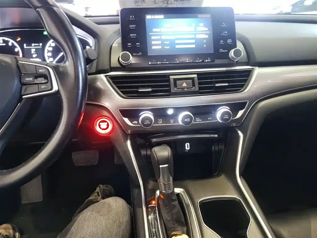 Honda Accord 2021 из CN, фото 10