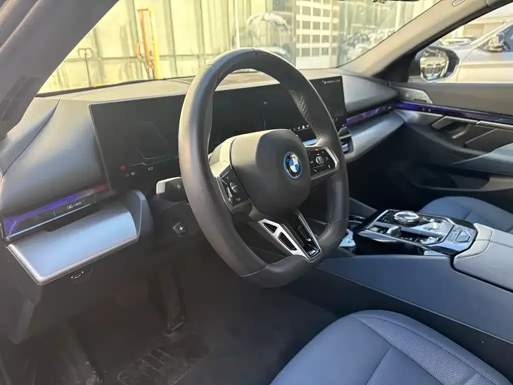 BMW i5 2024 из CN, фото 4