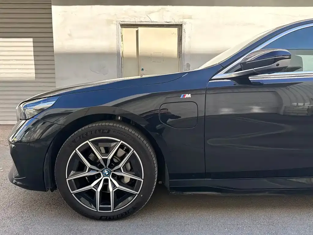 BMW i5 2024 из CN, фото 7