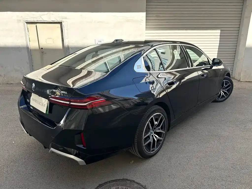 BMW i5 2024 из CN, фото 8