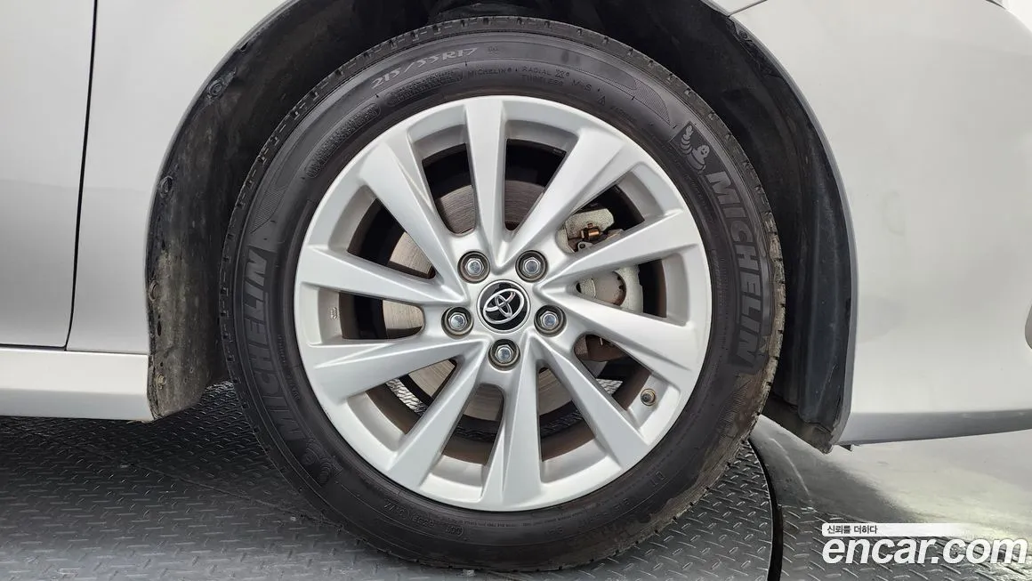 Toyota Camry 2023 из KR, фото 5