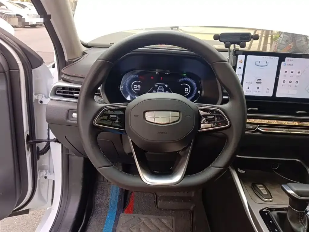 Geely Emgrand 2025 из CN, фото 3
