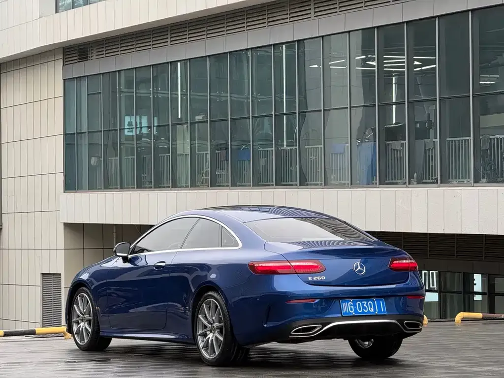 Mercedes-Benz E-Class (Import) 2023 из CN, фото 3