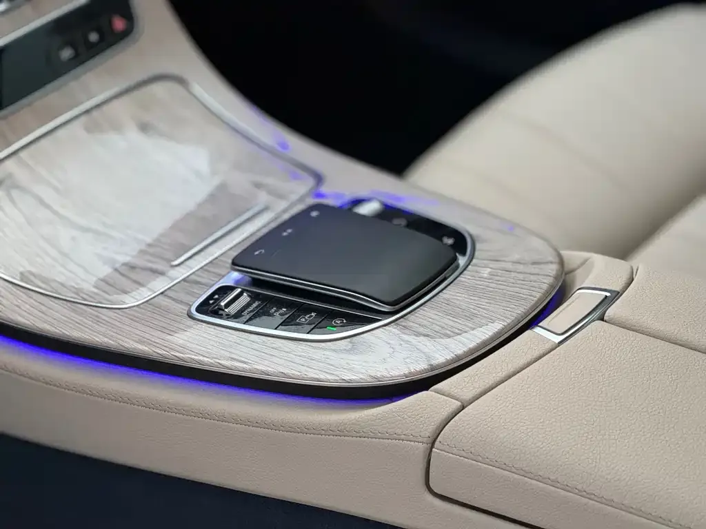 Mercedes-Benz E-Class (Import) 2023 из CN, фото 9