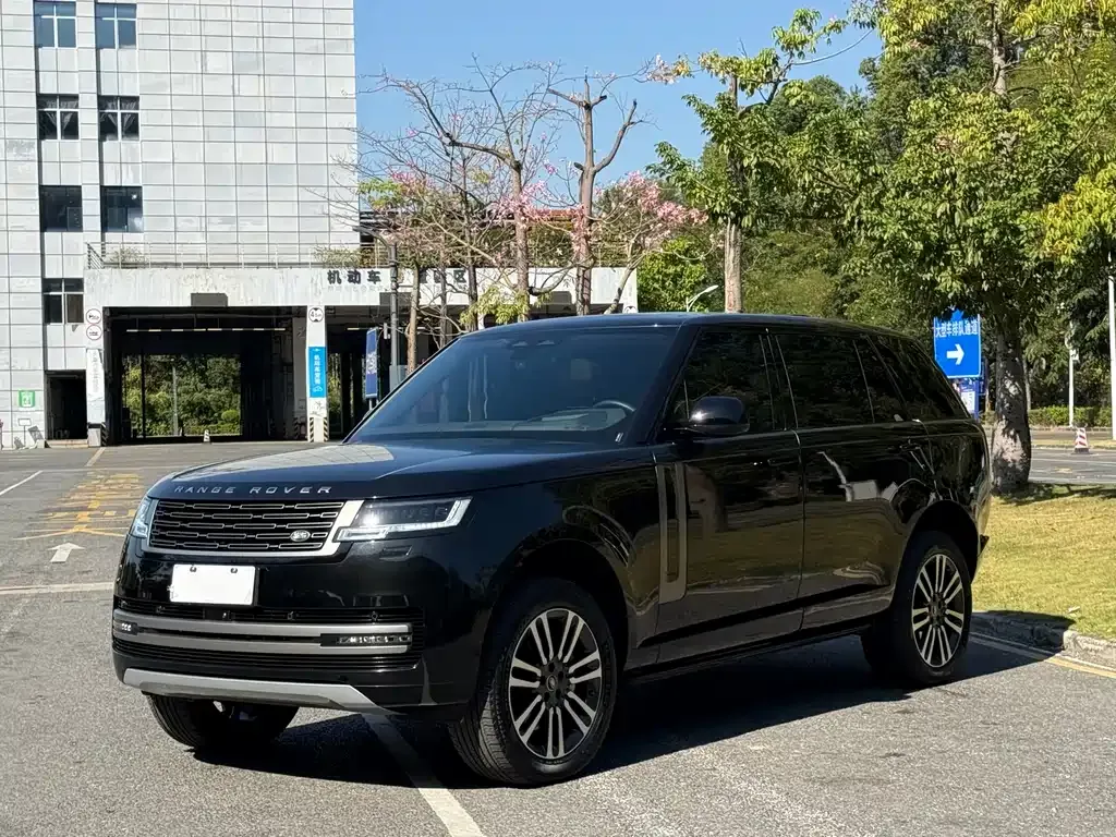 Land Rover Range Rover 2023 из CN, фото 1