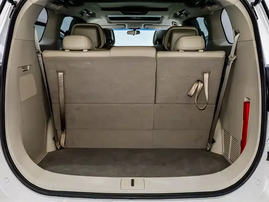 Buick GL8 2023 из CN, фото 6