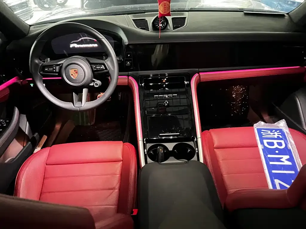 Porsche Panamera 2025 из CN, фото 6