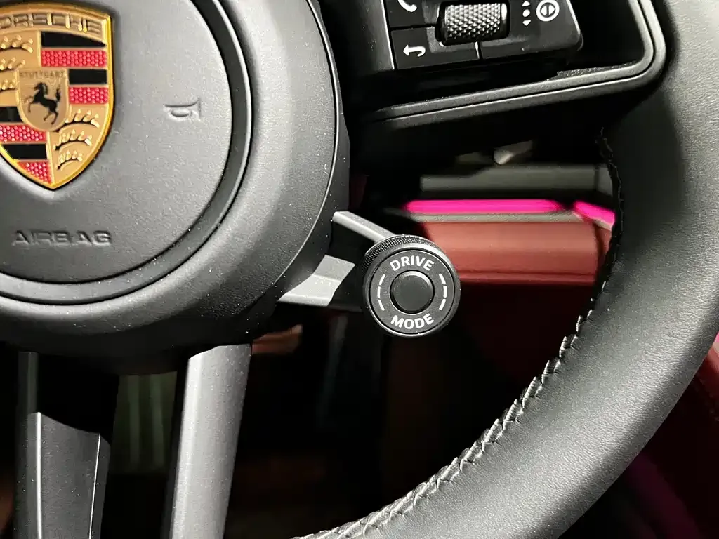 Porsche Panamera 2025 из CN, фото 8