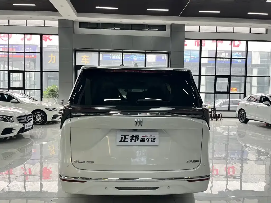 Buick GL8 2025 из CN, фото 4