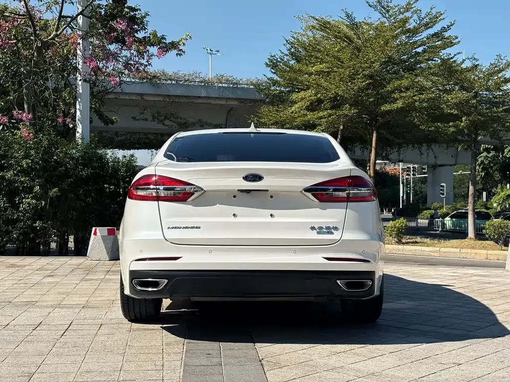 Ford Mondeo 2022 из CN, фото 5