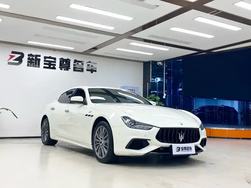 Maserati Ghibli 2024 из CN, фото 3