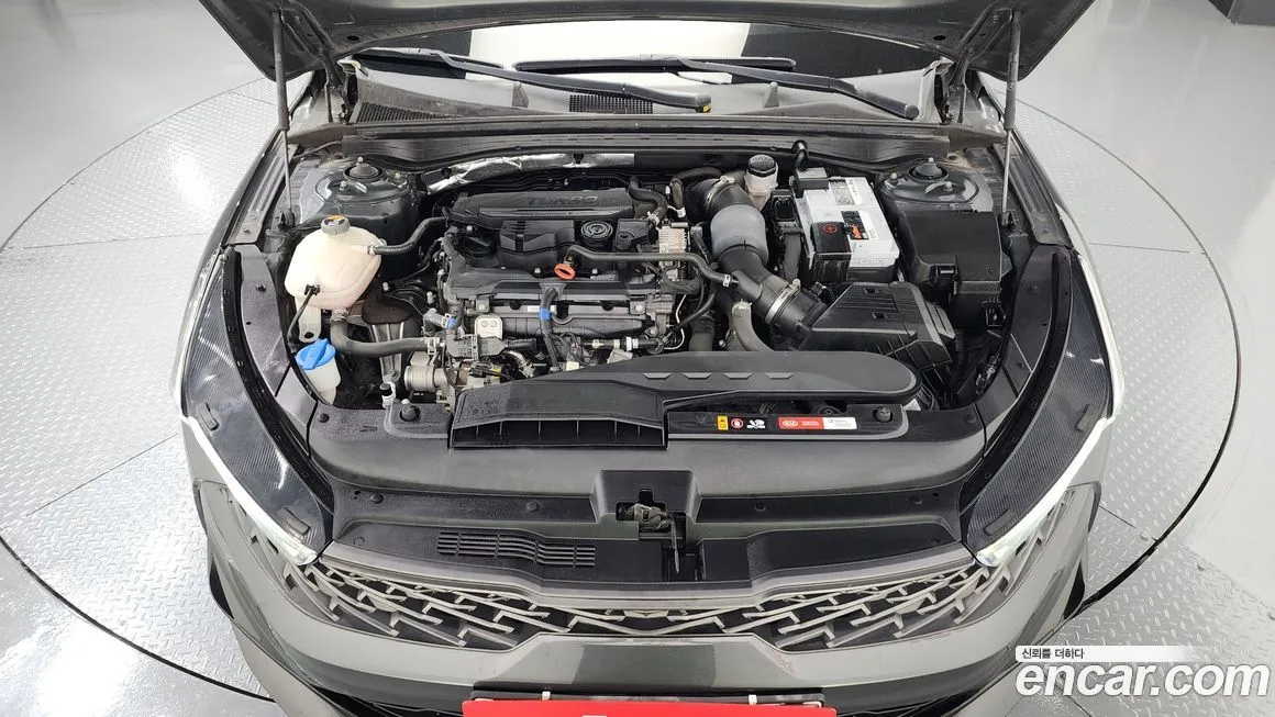 Kia K5 — фото 6