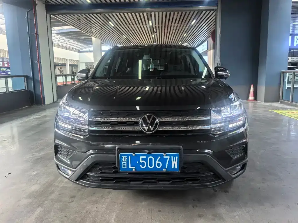 Volkswagen Tharu — фото 2