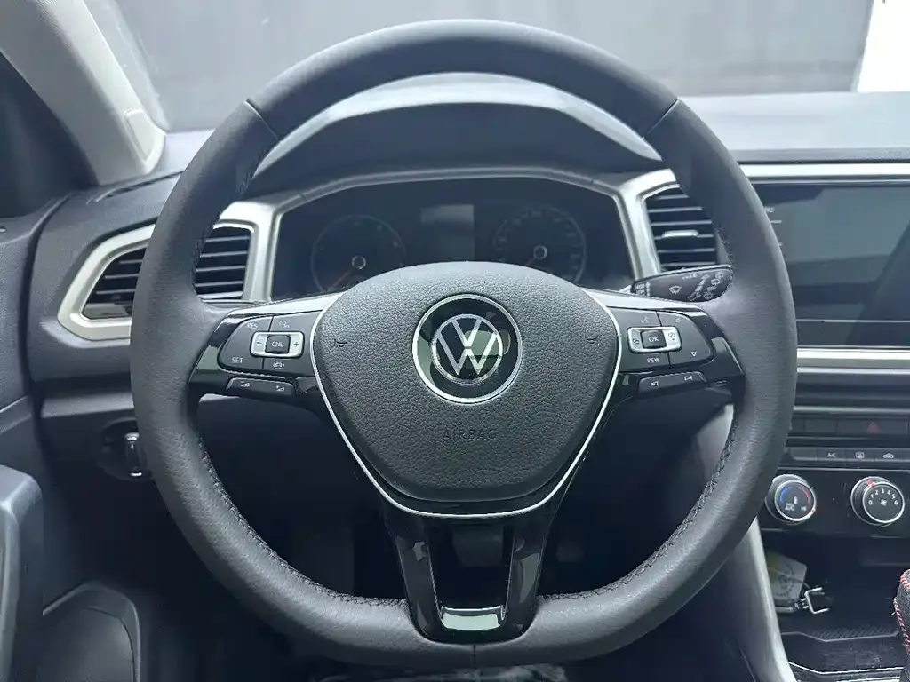 Volkswagen T-Roc 2021 из CN, фото 10