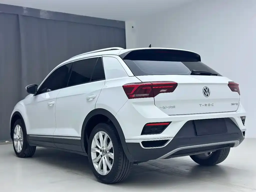 Volkswagen T-Roc 2021 из CN, фото 5